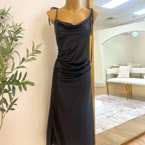 Lola Dress | Black BD103 - Picture 1 of 3